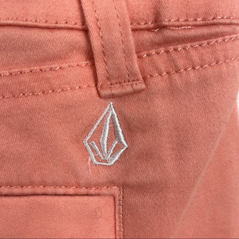 Volcom Shorts - Picture 4 of 4